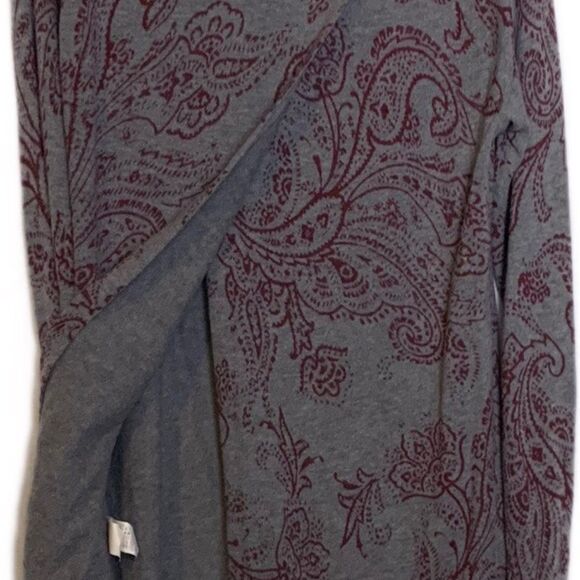 Lucky Brand Long Sleeve Gray Paisley Top, Small - Picture 3 of 4